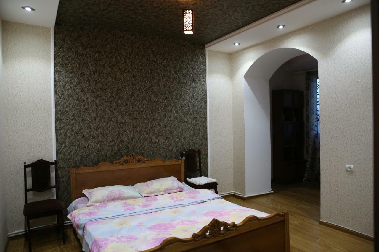 Srtashyan Apartments - Gorky Street Gyumri ภายนอก รูปภาพ